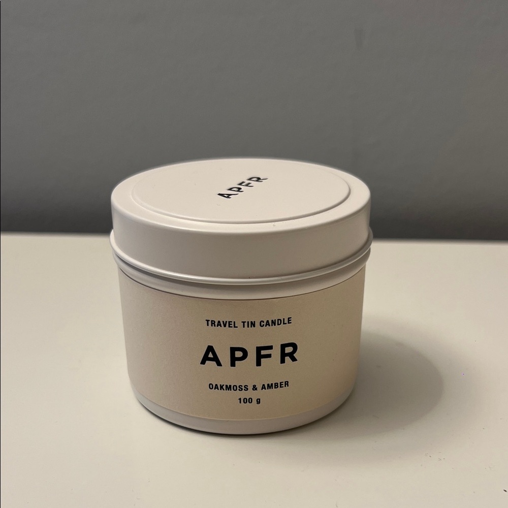 APFR Oakmoss & Amber Travel Tin Candle